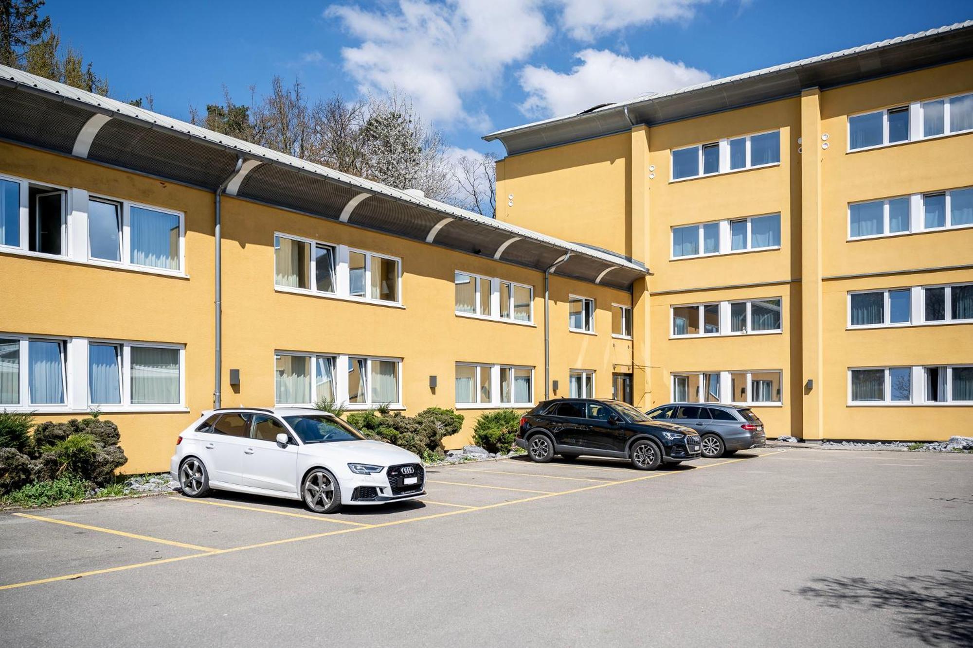 Hotel Ibis Zurich Adliswil Kilchberg  Esterno foto
