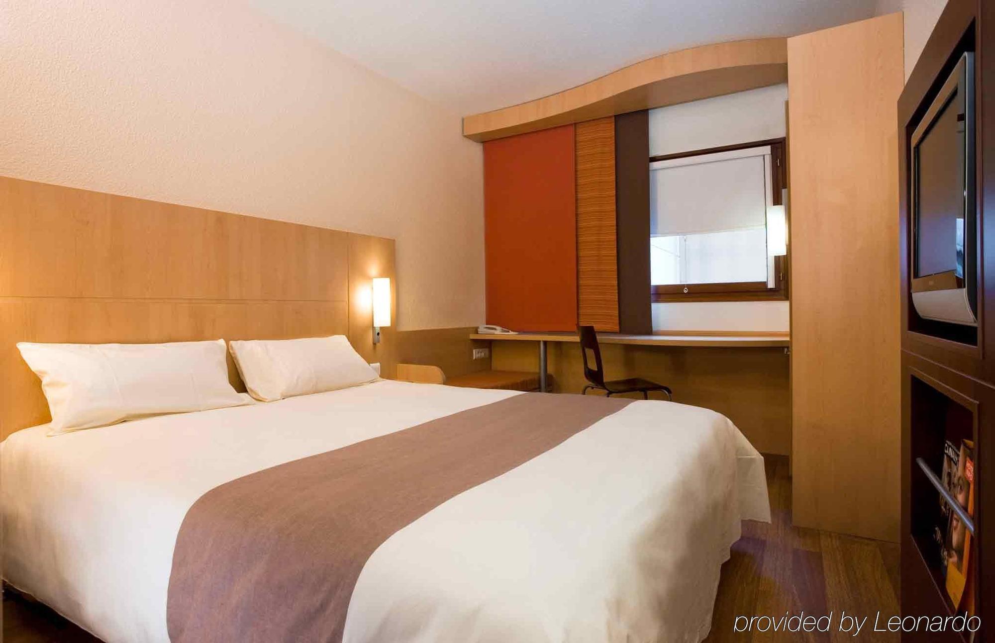 Hotel Ibis Zurich Adliswil Kilchberg  Esterno foto